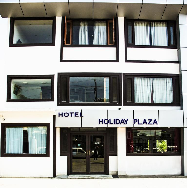 Holiday Plaza Hotel Srīnagar Eksteriør billede